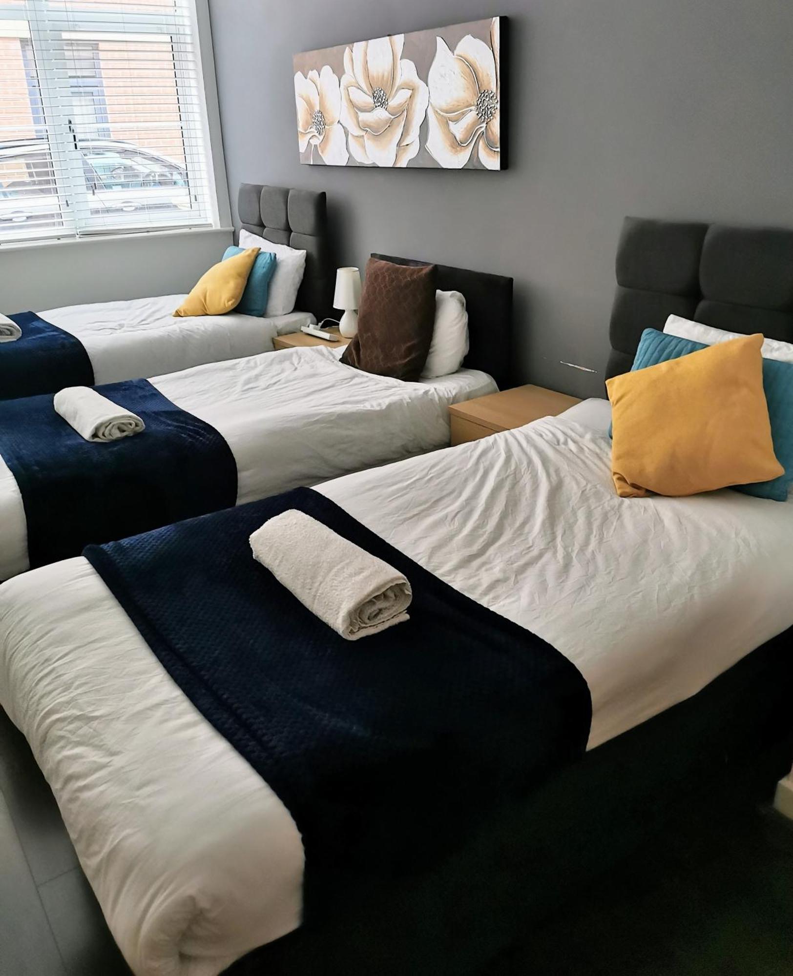J Quarter - Sleeps 5 Long Term & Families Comfortably, 4 Beds, 2 Bathrooms Birmingham Exteriér fotografie